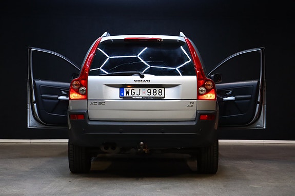 Volvo XC90 7 of 25