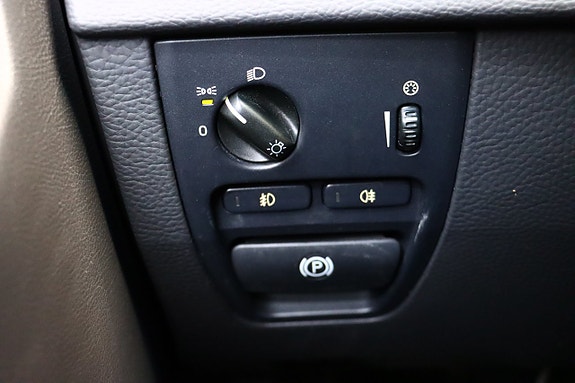 Volvo XC90 24 of 25