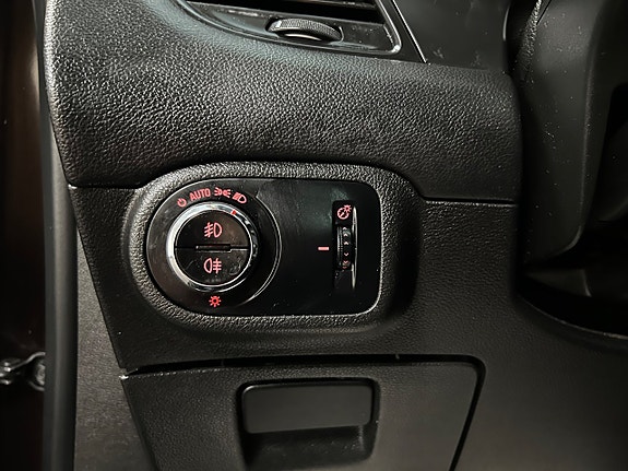 Opel Zafira Tourer 24 of 26