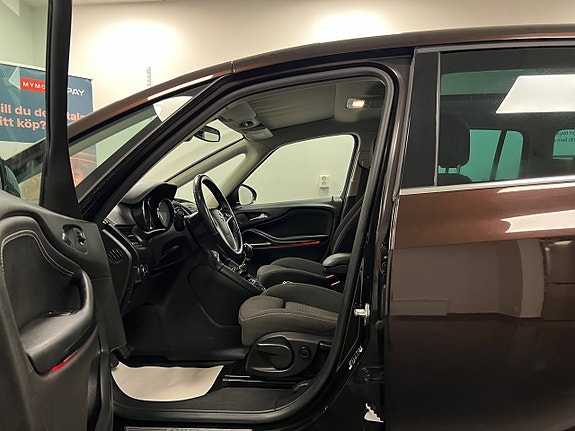 Opel Zafira Tourer 9 of 26