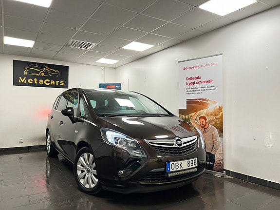 Opel Zafira Tourer 2 of 5
