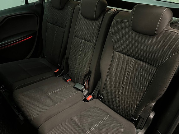 Opel Zafira Tourer 13 of 26