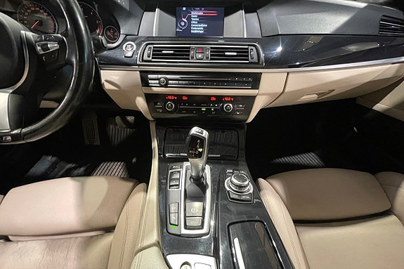 BMW 520d 12 of 17
