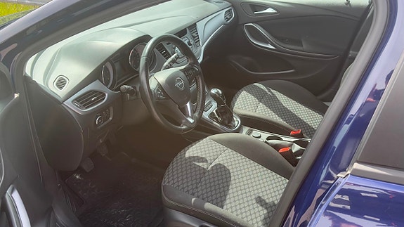 Opel Astra 9 of 14