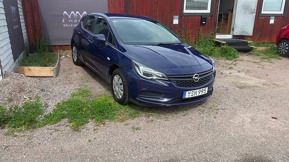 Opel Astra 8 of 14