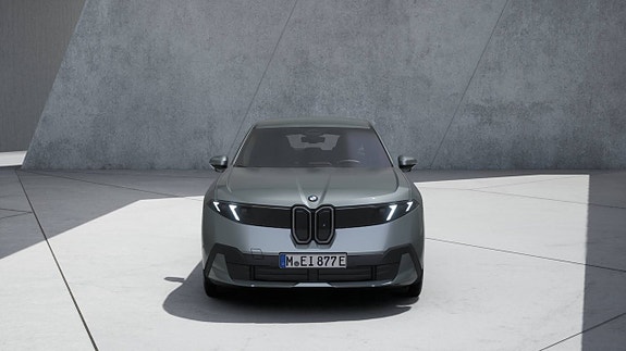 BMW iX3 2 of 5
