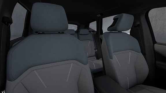 BMW iX3 7 of 11