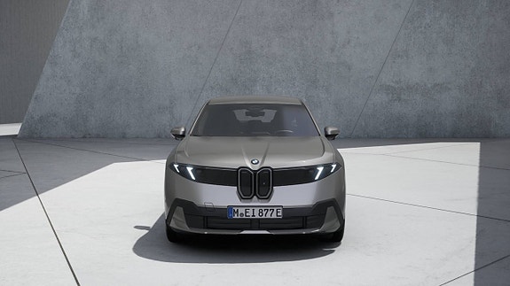 BMW iX3 2 of 5