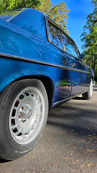 Mercedes-Benz 280 CE 4 of 5