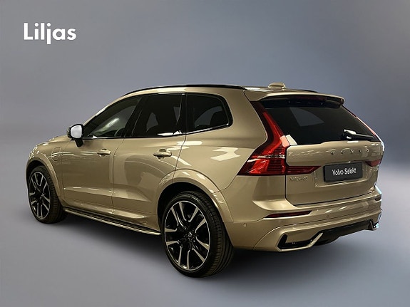 Volvo XC60 4 of 5
