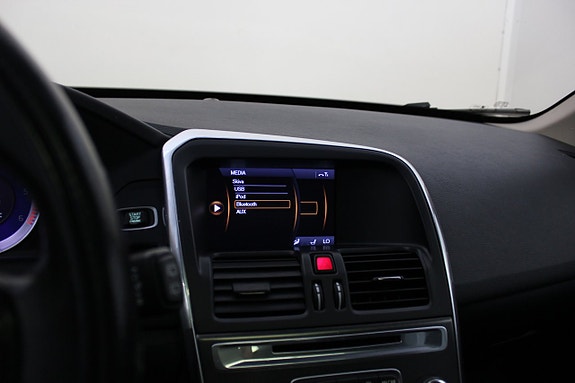 Volvo XC60 20 of 24