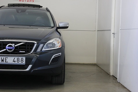 Volvo XC60 3 of 24
