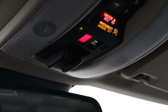 Volvo XC60 14 of 24