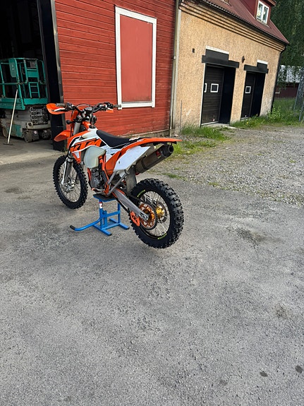 KTM 450 EXC 2016 2 of 5