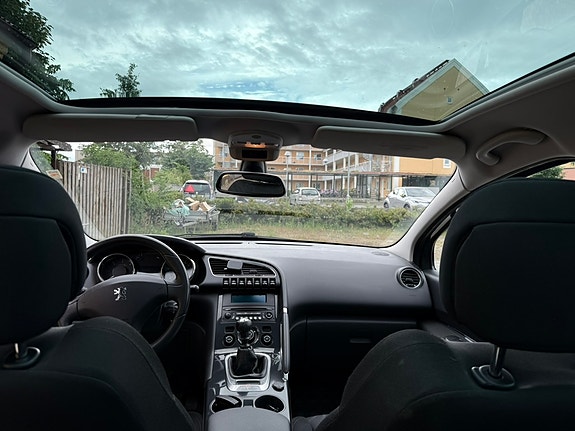 Peugeot 3008 4 of 5