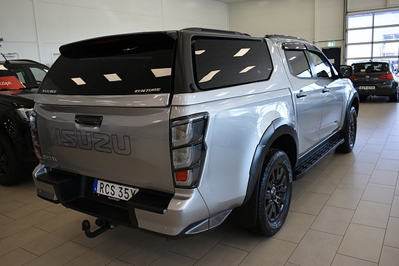 Isuzu Pickup 5 of 5
