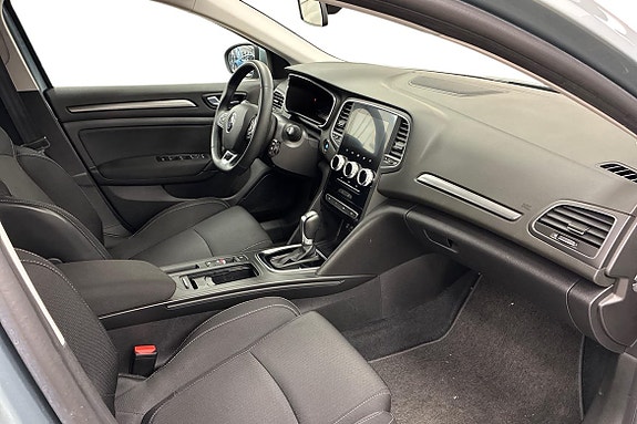 Renault Megane E-Tech 14 of 30