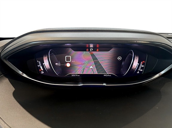 Peugeot 5008 9 of 17