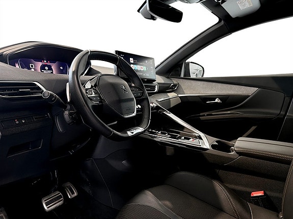 Peugeot 5008 6 of 17