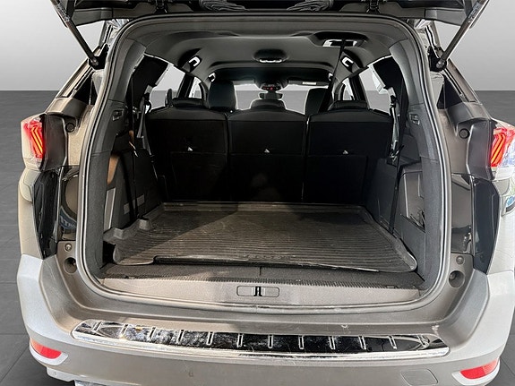 Peugeot 5008 17 of 17