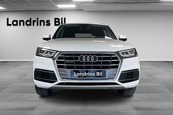 Audi Q5 3 of 5