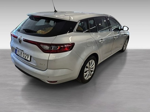 Renault Megane IV 4 of 5