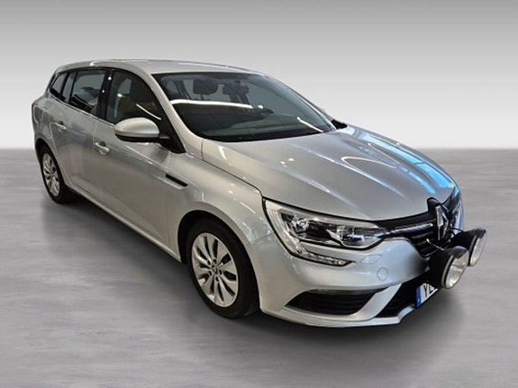 Renault Megane IV 3 of 5