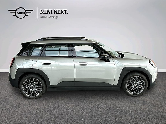 MINI Aceman SE 3 of 16