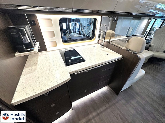 Morelo Grand Empire 110 GSB - Mercedes 12 of 17