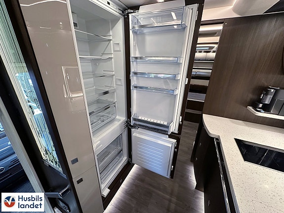 Morelo Grand Empire 110 GSB - Mercedes 11 of 17