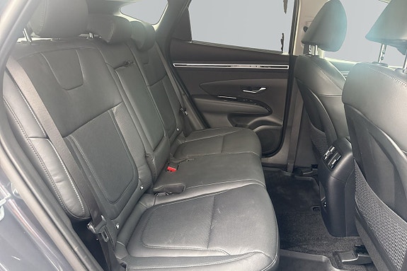 Hyundai Tucson 15 of 19