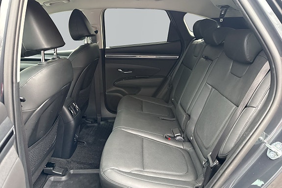 Hyundai Tucson 11 of 19