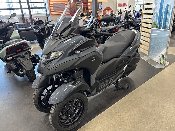 Yamaha TRICITY 300 Power Grey 6 of 9