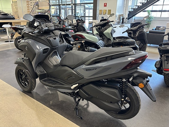 Yamaha TRICITY 300 Power Grey 8 of 9