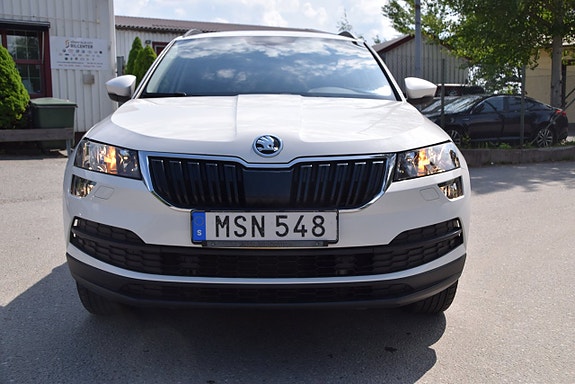 Skoda Karoq 2 of 5