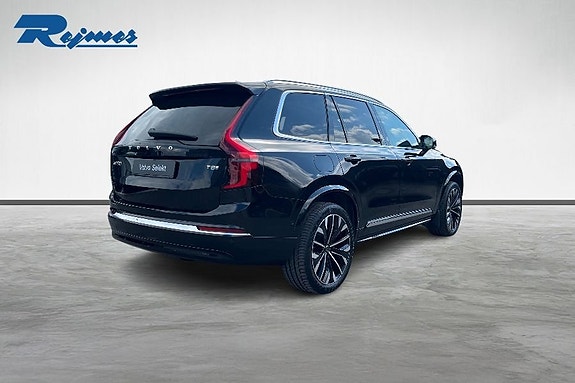 Volvo XC90 27 of 29