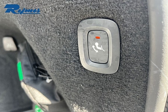 Volvo XC90 23 of 29