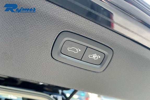Volvo XC90 22 of 29