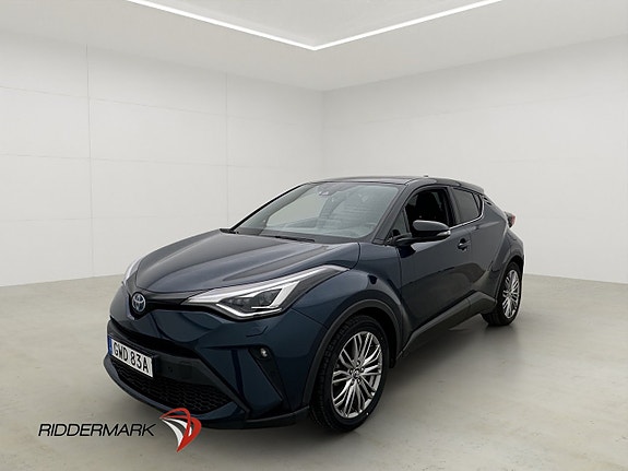 Toyota C-HR 3 of 5