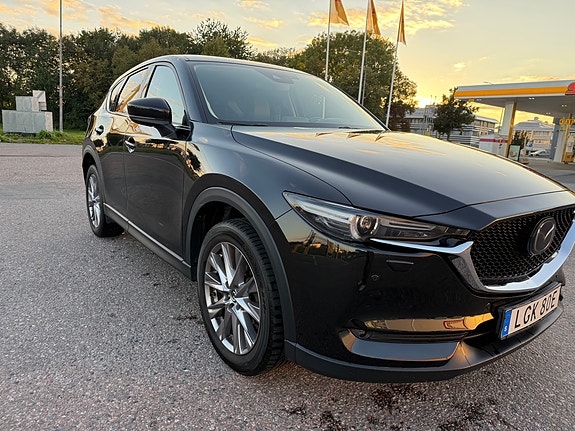 Mazda CX-5 2 of 5