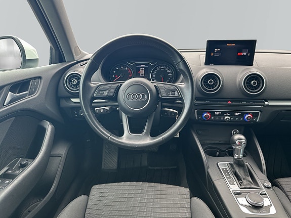 Audi A3 13 of 16