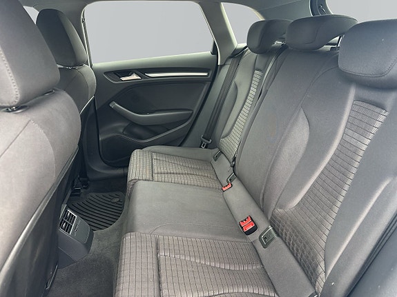 Audi A3 10 of 16