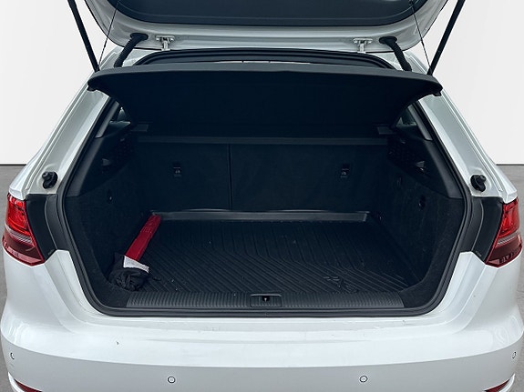 Audi A3 7 of 16