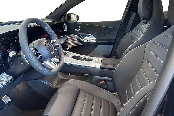 Mercedes-Benz GLC400 10 of 14