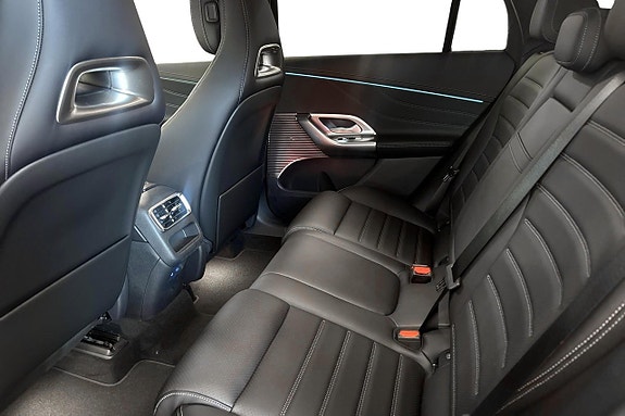 Mercedes-Benz GLC400 9 of 14
