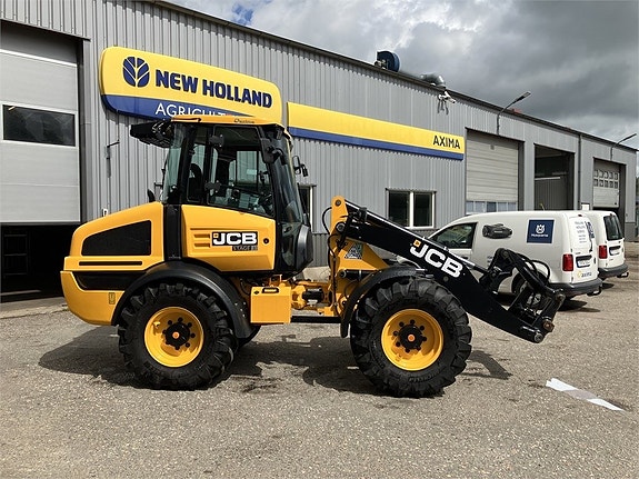 JCB 409 Nordic Edition 6 of 9