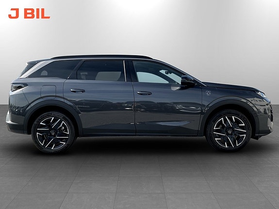 Peugeot 5008 15 of 16