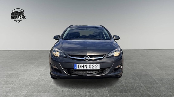 Opel Astra 2 of 5