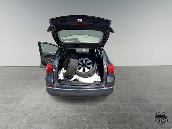 Opel Astra 9 of 15