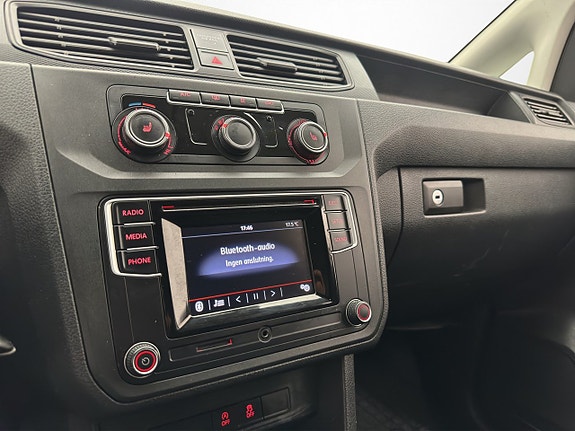 Volkswagen Caddy Maxi 20 of 27
